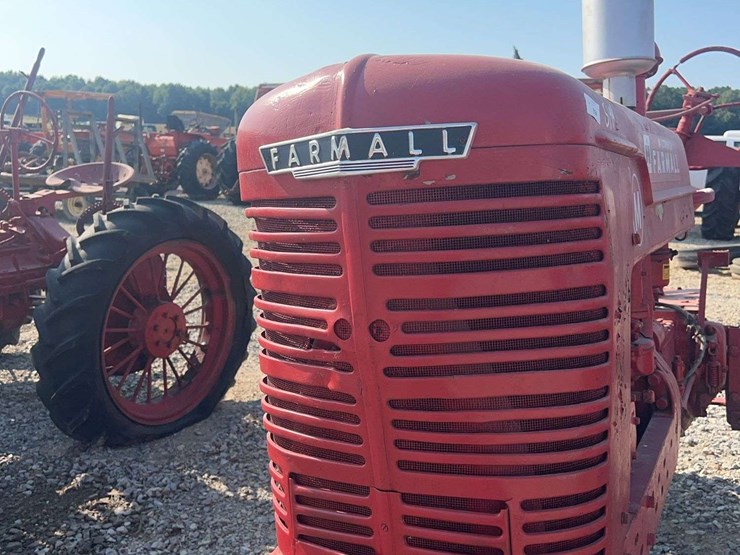 farmall-m-tricycle-tractor-image-8