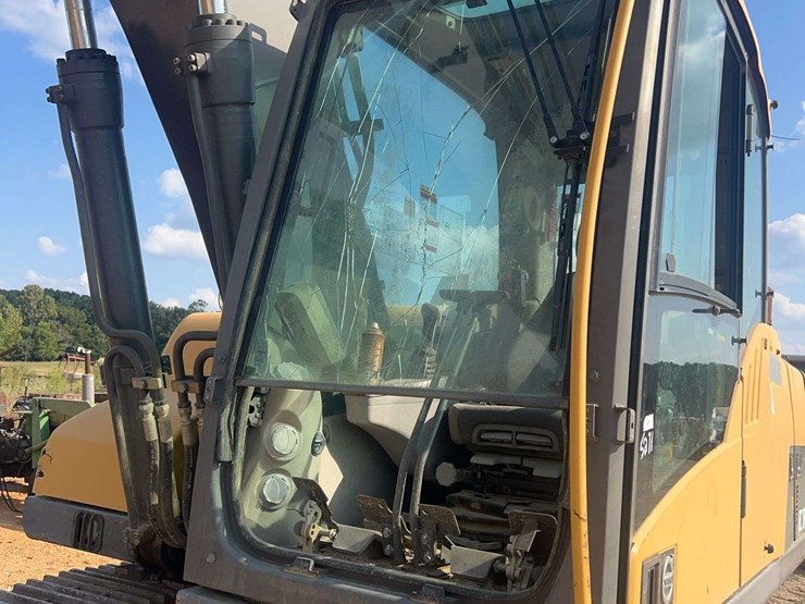 volvo-ex160d-excavator-image-12