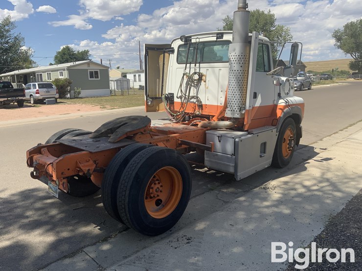 1995-ford-tractor-image-5