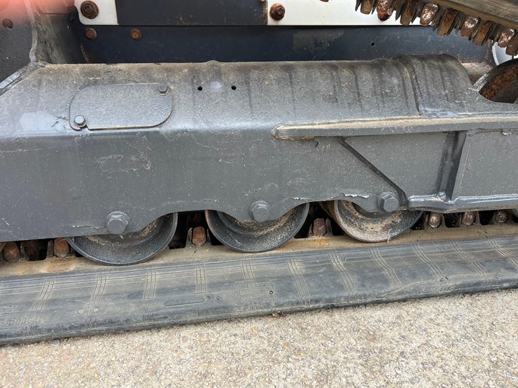 2019-bobcat-t630-image-9