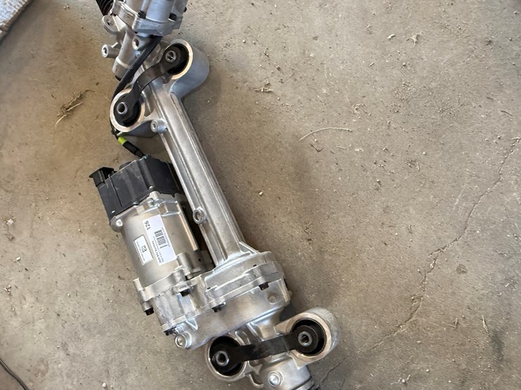 #126-•-gm-power-steering-rack-image-3