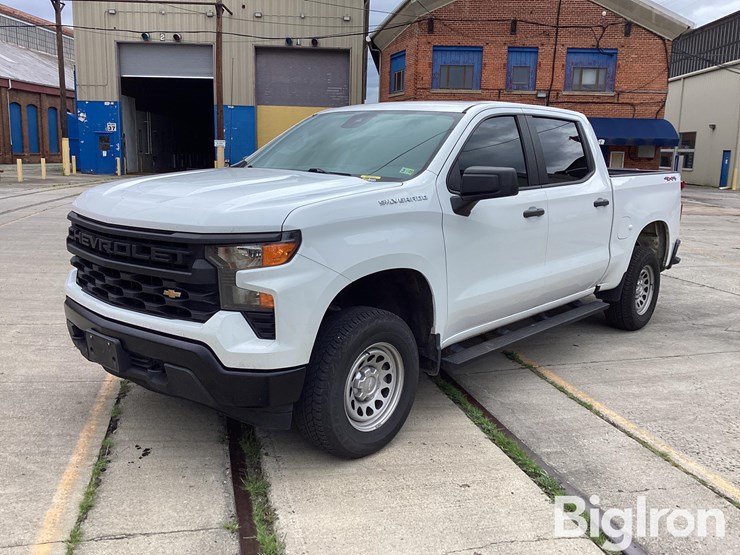 2022-chevrolet-silverado-1500-image-1