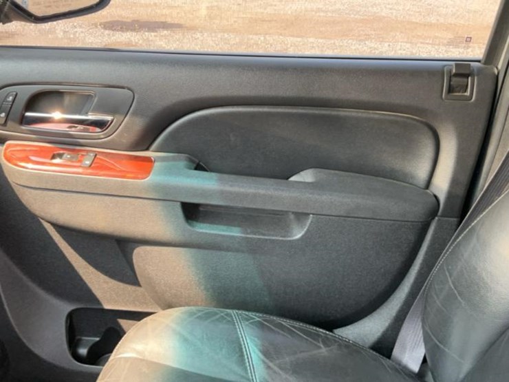2011-chevrolet-silverado-image-91