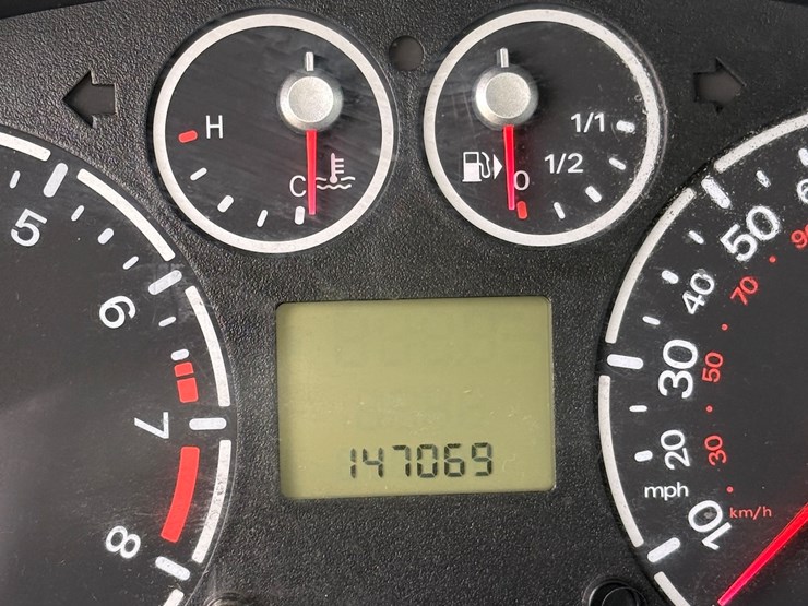 2012-utility-van-image-64