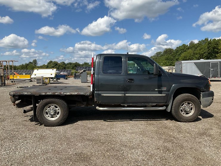2003-chevrolet-silverado-image-6