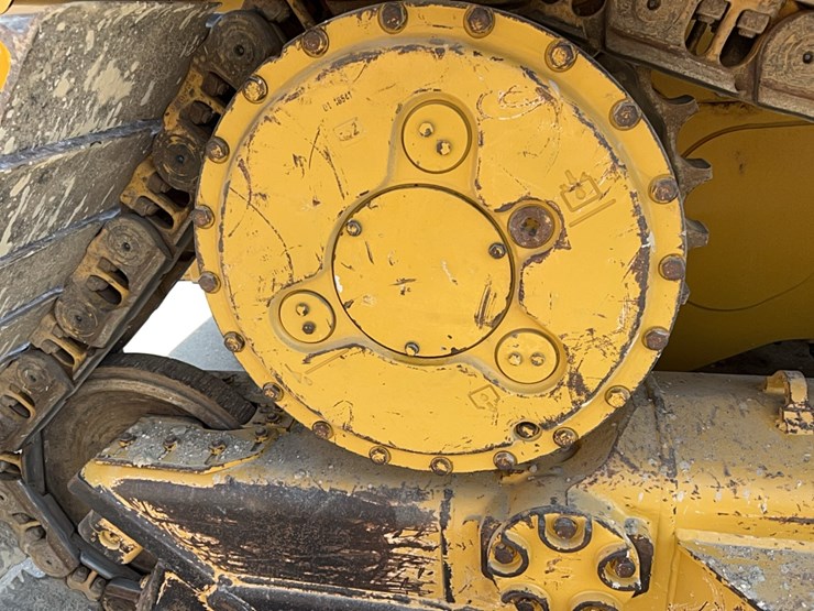 2020-caterpillar-d6-lgp-image-5