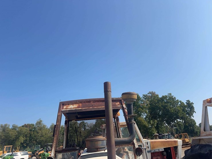 case-1175-cab-tractor-image-9