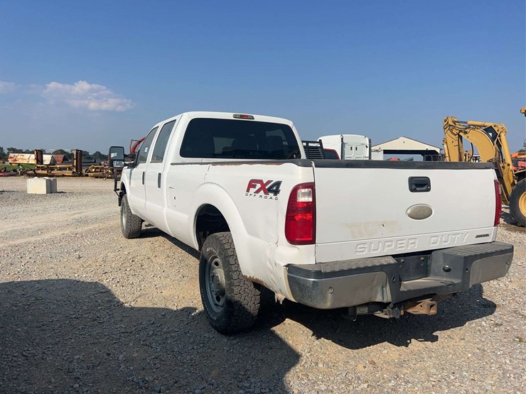 2012-ford-f250-xl-image-2