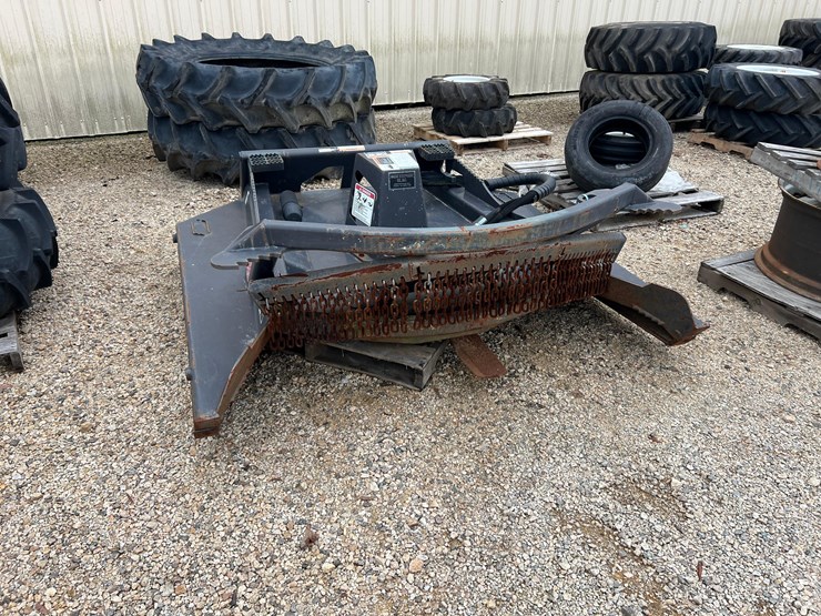 2021-new-holland-gs72-hd-front-mounted-brush-cutter-image-5