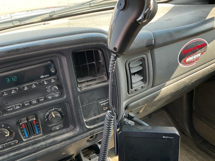 2003-chevrolet-silverado-image-75