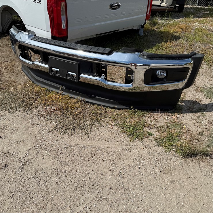 #27 • 2024 Ford Front Bumper