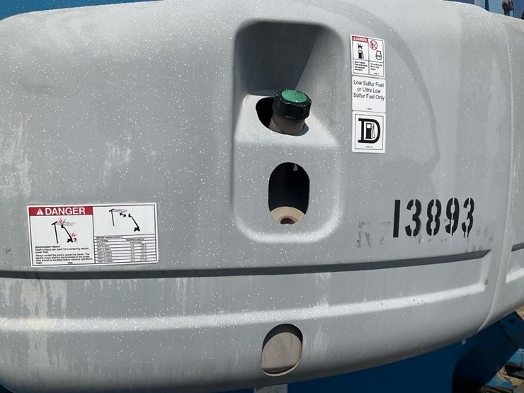 2008-genie-s120-image-24