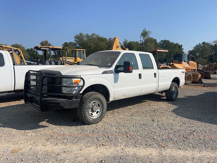 2012-ford-f250-xl-image-1
