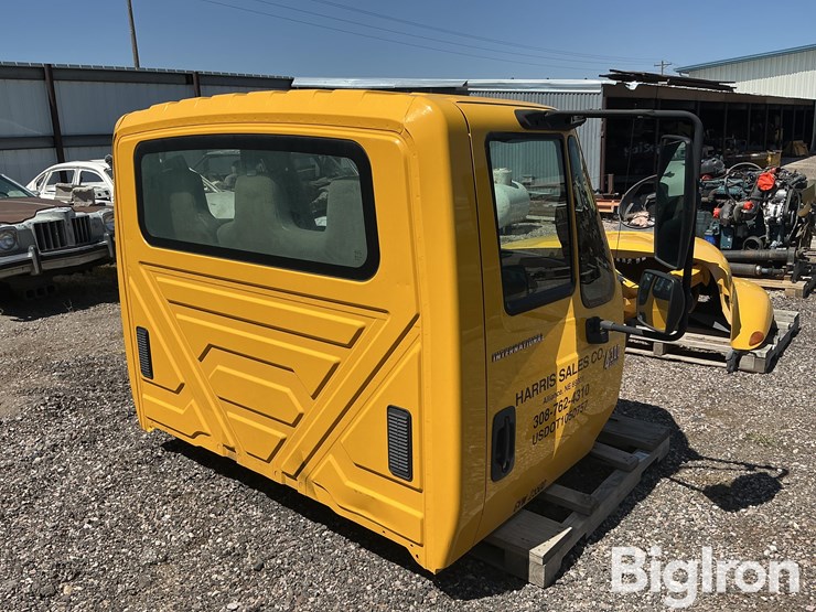 international-durastar-4300-image-5