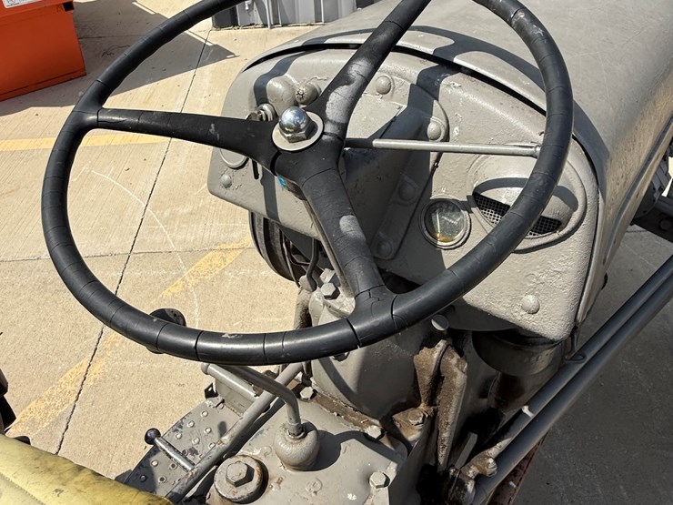 ford-tractor-image-15