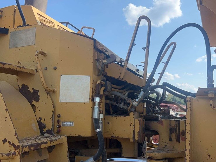 cat-d400e-t/a-dump-truck-image-15