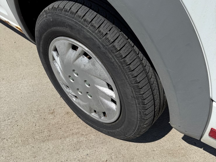 2012-utility-van-image-14