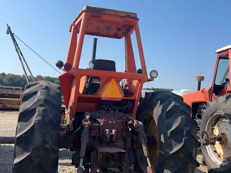 allis-chalmers-7080-tractor-image-3
