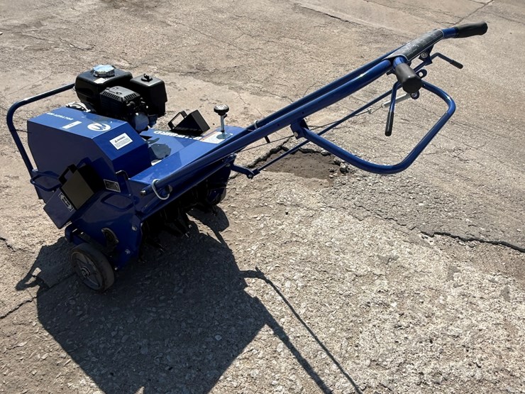 #48-•-2024-bluebird-h530a-commercial-walk-behind-power-lawn-aerator-image-6