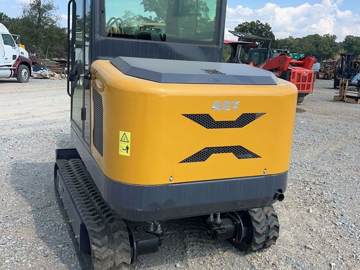 agt-my50r-mini-excavator-image-3
