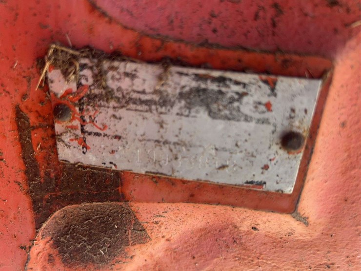 case-1175-cab-tractor-image-24