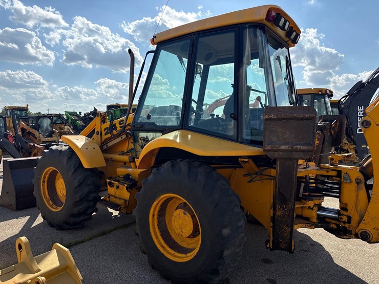 jcb-214s-image-6