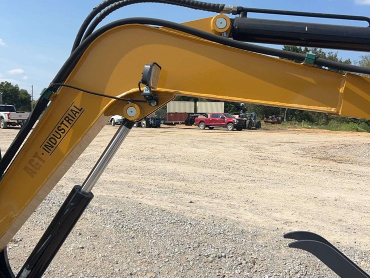 agt-my50r-mini-excavator-image-22