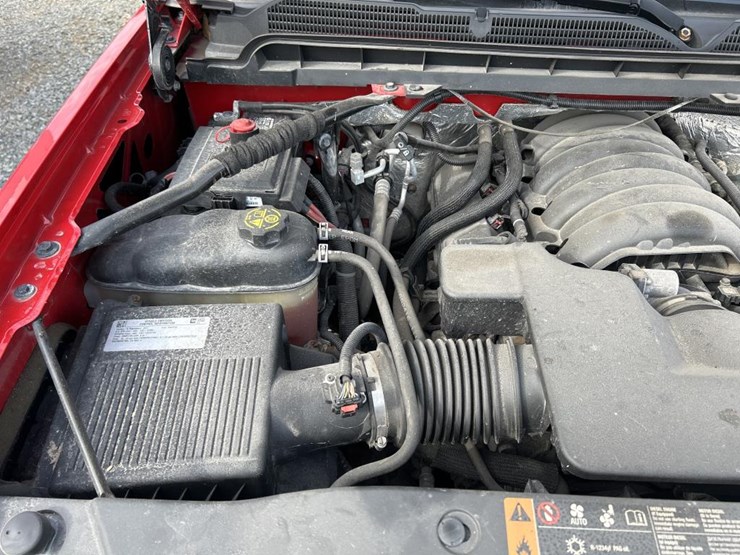 2017-chevrolet-silverado-1500-image-32