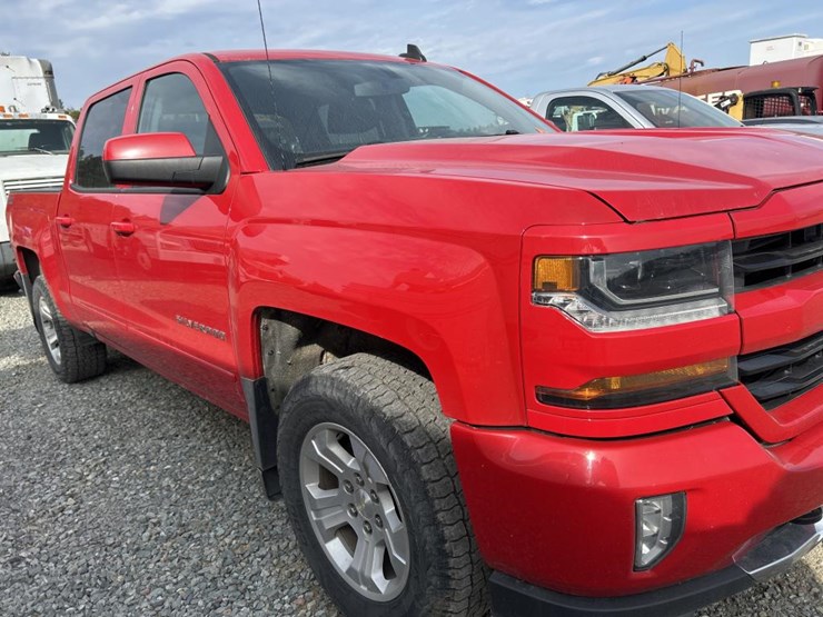 2017-chevrolet-silverado-1500-image-10