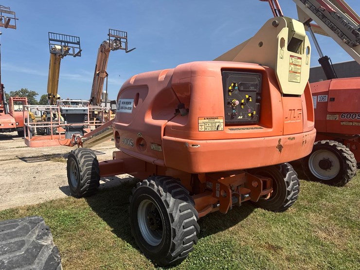 jlg-400s-image-3