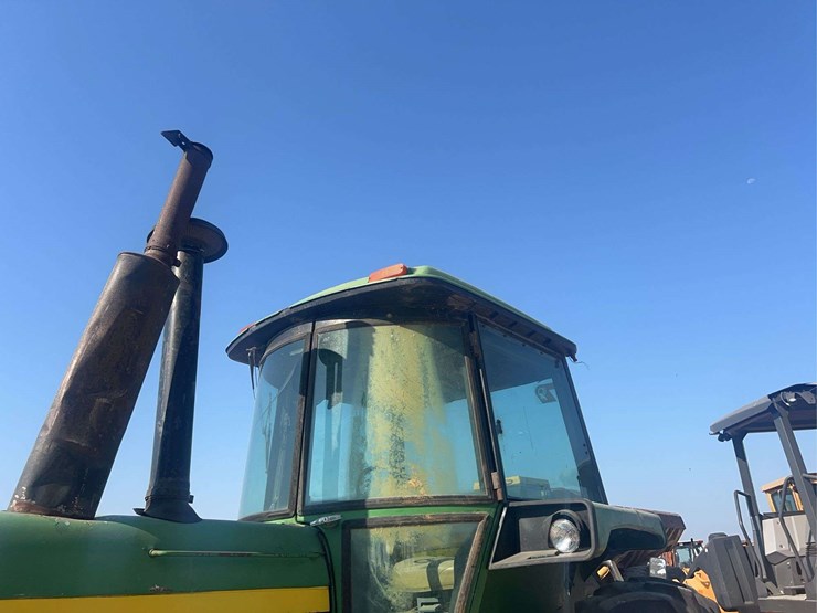 john-deere-4630-image-9