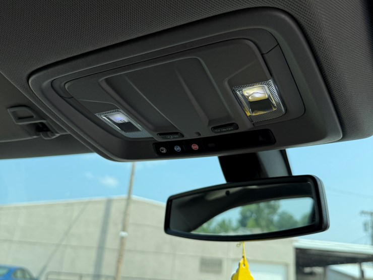 2019-chevrolet-silverado-image-15