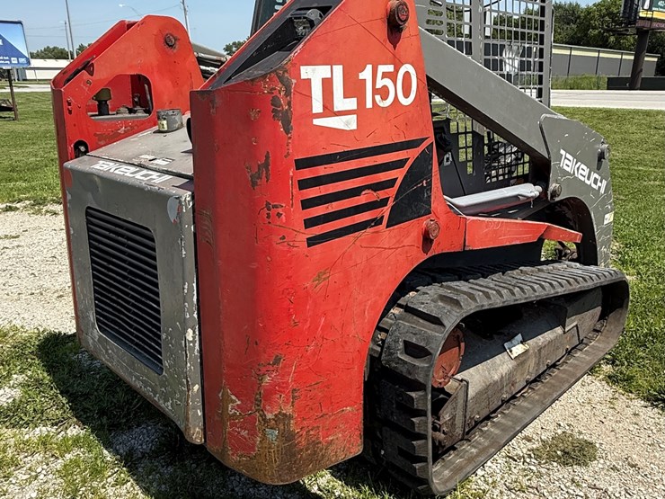 2001-takeuchi-tl150-image-26