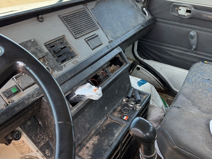 #104-•-1998-mack-single-axle-dually-dump-truck-image-10