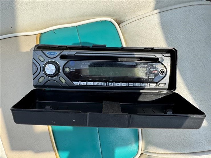 1995-rinker-captiva-190-image-24
