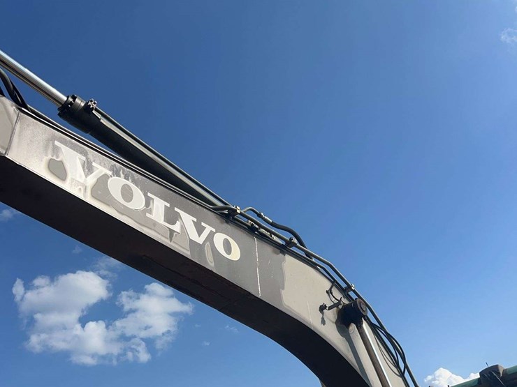 volvo-ex160d-excavator-image-9