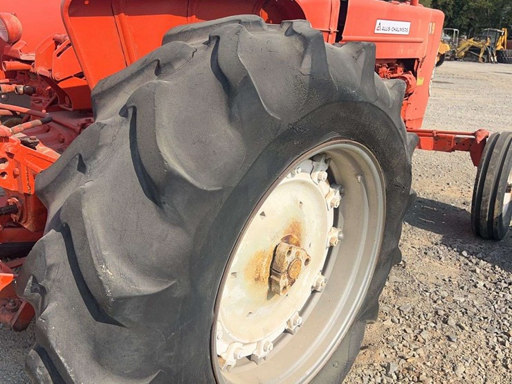 allis-chalmers-19-tractor-image-17