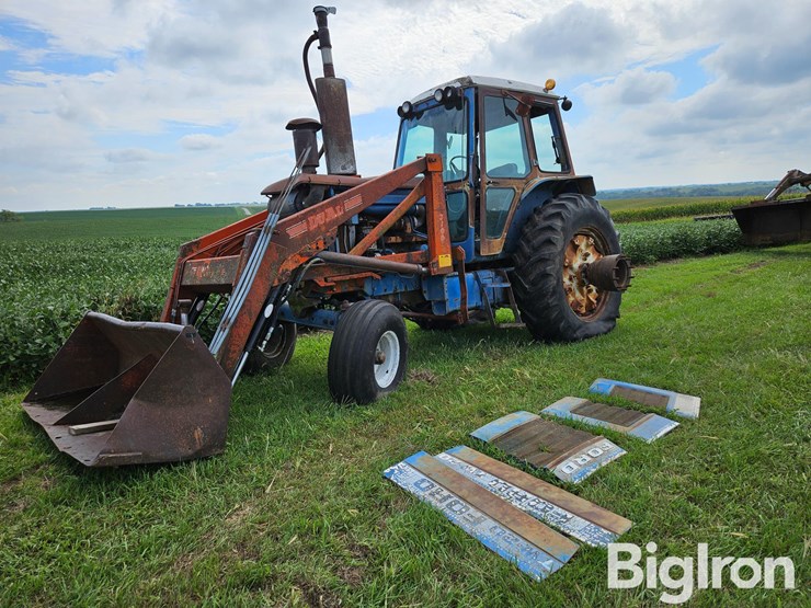 1979-ford-tractor-image-1