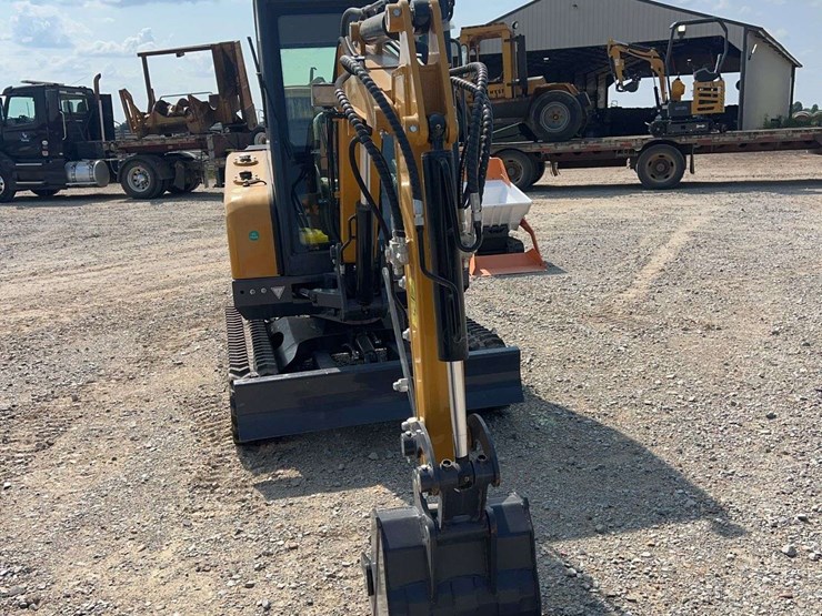 agt-my50r-mini-excavator-image-6
