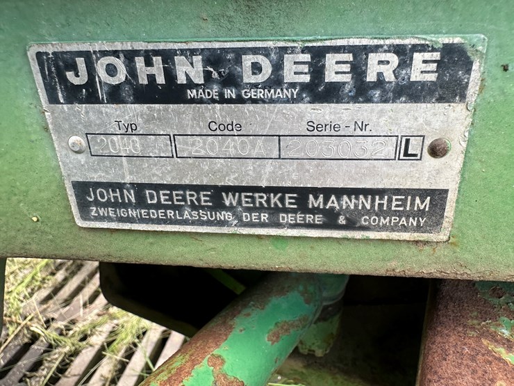 1976-john-deere-2040-image-22