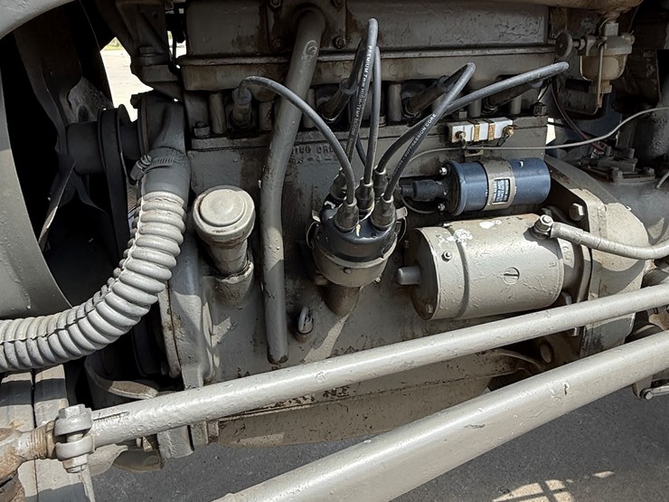 ford-tractor-image-4
