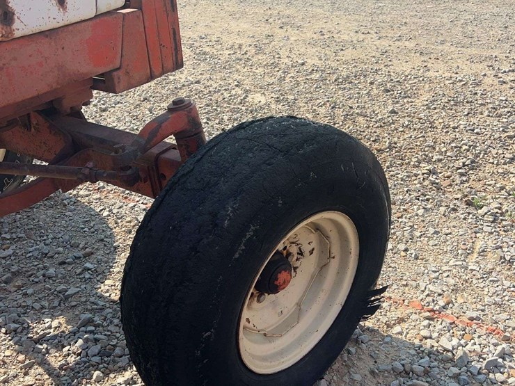 case-1175-cab-tractor-image-23