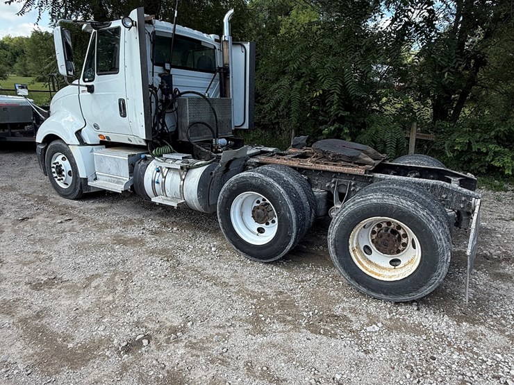 2015-international-prostar-image-5