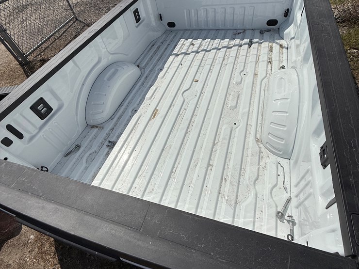 #22-•-2024-ford-pickup-box-&-rear-bumper-image-4
