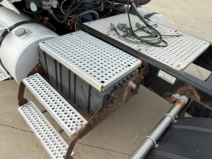 2010-international-prostar-image-19