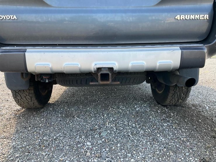 2004-toyota-4-runner-image-25