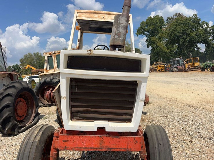 case-1370-cab-tractor-image-8