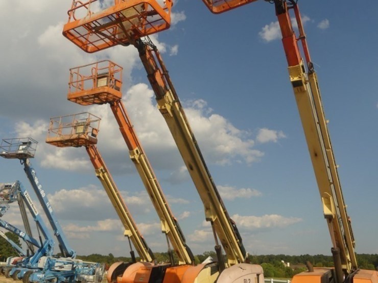 2007-jlg-600s-image-21