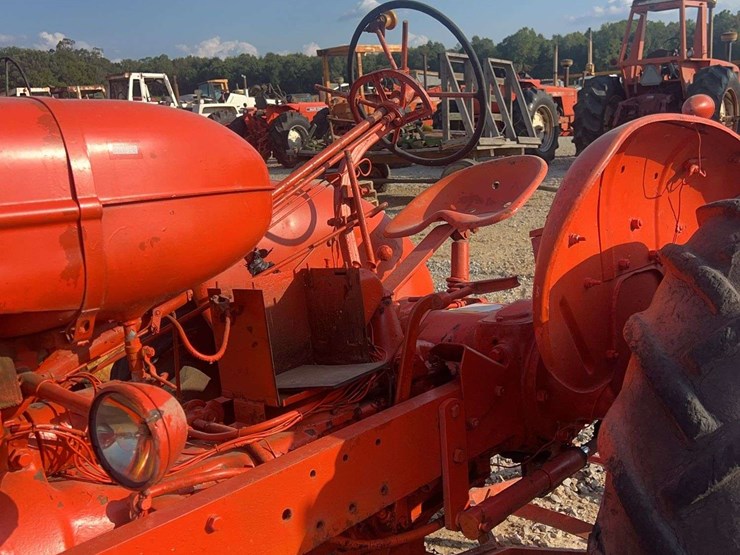 allis-chalmers-wd-tractor-image-10