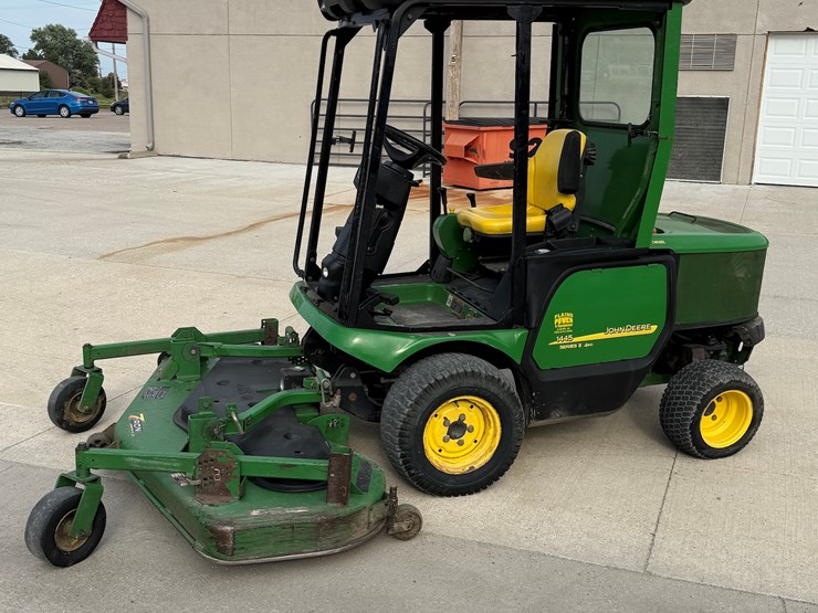 john-deere-1445-image-2